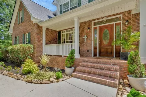 Exterior - 925 Bethany Rd, Covington, GA 30016 photo 8 of 14