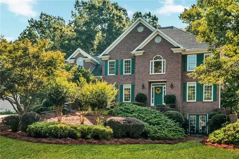 576 Fairway Dr, Woodstock, GA 30189