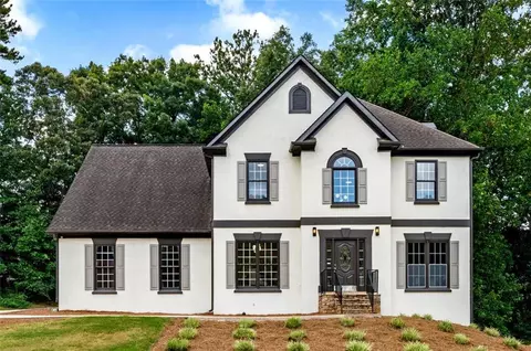 194 Scenic View Ln, Stone Mountain, GA 30087