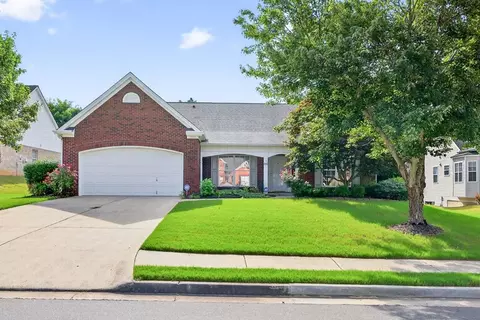 3355 Stoneleigh Run Dr, Buford, GA 30519