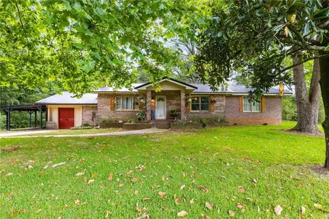 100 Cross Plains Hulett Rd, Carrollton, GA 30116