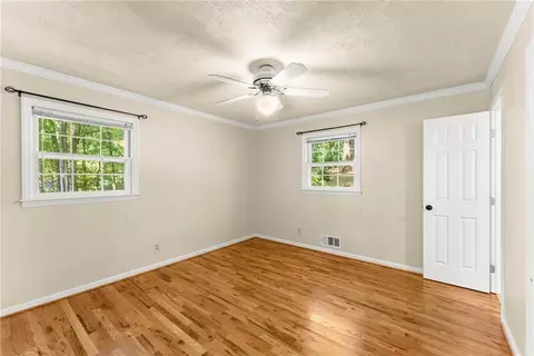 Bedroom - 8915 Bridgeview Cir, Gainesville, GA 30506 photo 4 of 6