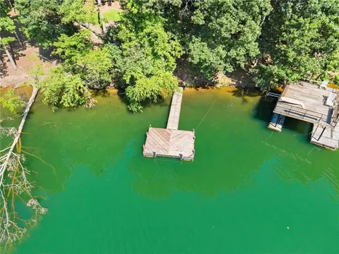 View/Area - 8915 Bridgeview Cir, Gainesville, GA 30506 photo 15 of 16