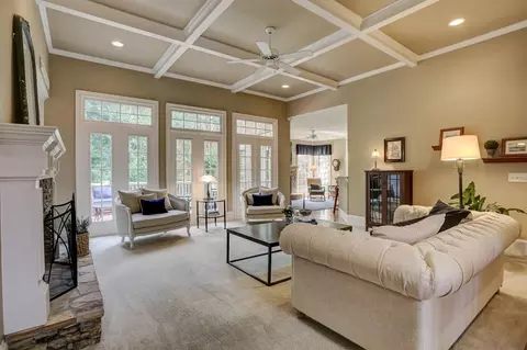 Living - 7075 Brixton Pl, Suwanee, GA 30024 photo 3 of 7