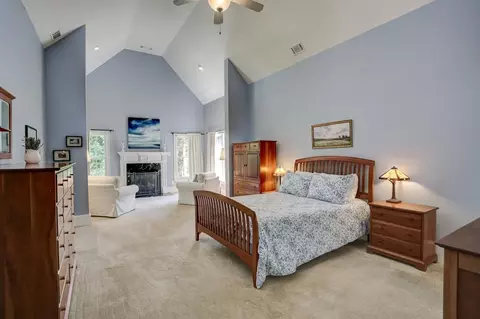 Bedroom - 7075 Brixton Pl, Suwanee, GA 30024 photo 1 of 8