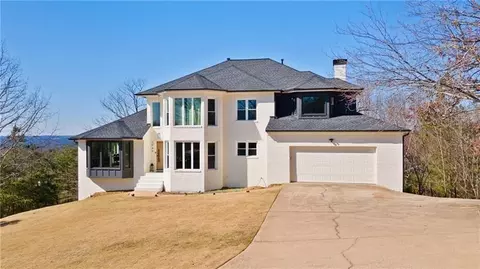 2949 Summitop Ct NE, Marietta, GA 30066