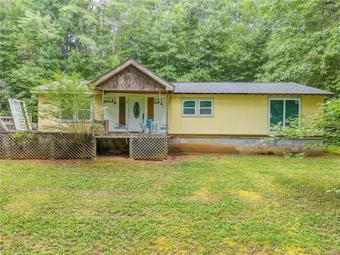 10610 Chatsworth Hwy, Ellijay, GA 30540