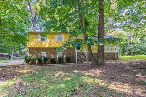 9362 Hidden Branch Dr, Jonesboro, GA 30236