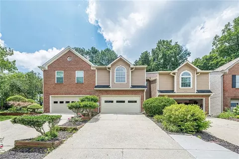 912 Edgewater Cir, Marietta, GA 30062