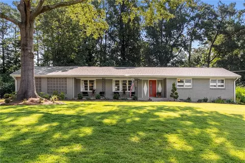 2961 Greenrock Trl, Atlanta, GA 30340