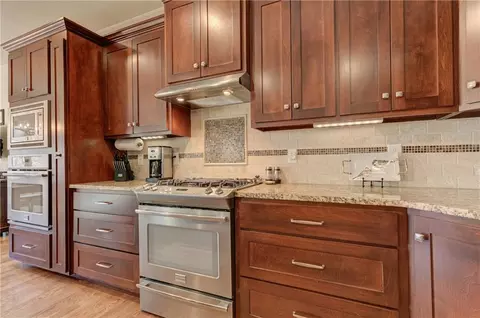 Kitchen - 103 Old Avery Dr, Canton, GA 30115 photo 5 of 9