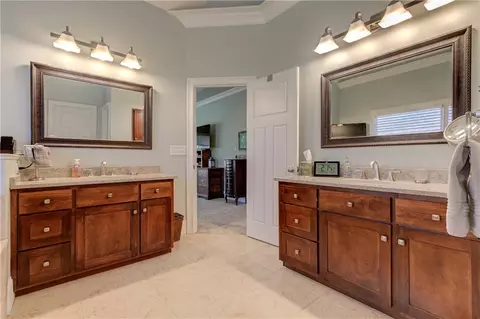 Bath - 103 Old Avery Dr, Canton, GA 30115 photo 3 of 11