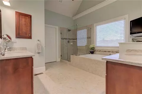 Bath - 103 Old Avery Dr, Canton, GA 30115 photo 2 of 11
