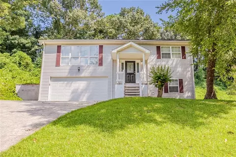 6726 Cambridge Dr, Rex, GA 30273