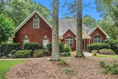 7009 Memory Ln, Loganville, GA 30052