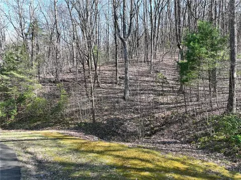 66 St Andrews Way, Ellijay, GA 30536