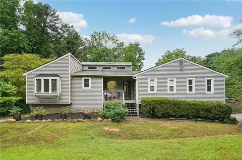 3087 Sanibel Dr SW, Stone Mountain, GA 30087