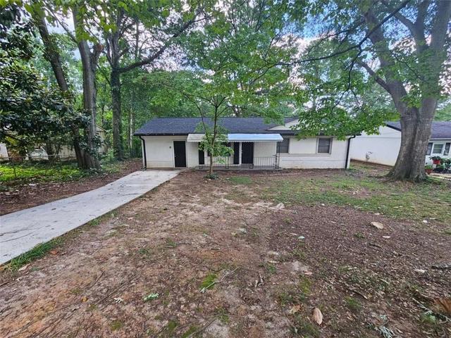 1711 Castle Rd 1711 Rock Cut Rd, Conley, GA 30288 | MLS# 7611665 | 19 Photos - Movoto