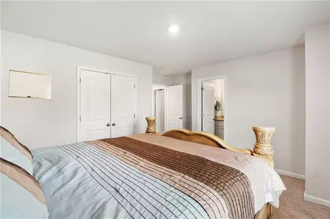 Bedroom - 1052 Longleaf Trce, Monroe, GA 30656 photo 6 of 8