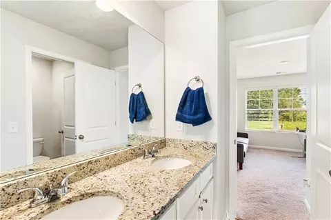 Entry Way - 1052 Longleaf Trce, Monroe, GA 30656 photo 4 of 5