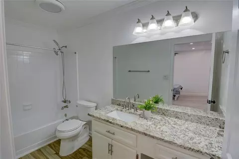 411 Berkeley Woods Dr, Duluth, GA 30096 photo 17
