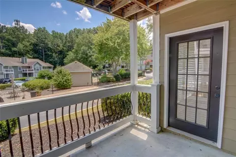 411 Berkeley Woods Dr, Duluth, GA 30096 photo 8