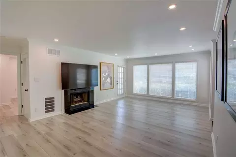 411 Berkeley Woods Dr, Duluth, GA 30096 photo 18