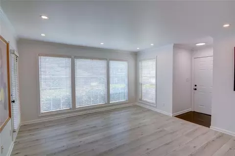 411 Berkeley Woods Dr, Duluth, GA 30096 photo 4