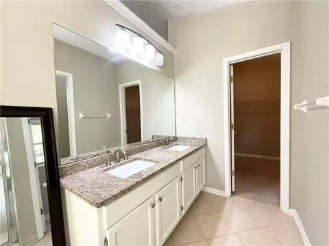 Bath - 3070 Bugle Dr, Duluth, GA 30096 photo 3 of 9