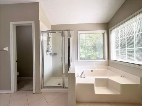 Bath - 3070 Bugle Dr, Duluth, GA 30096 photo 6 of 9