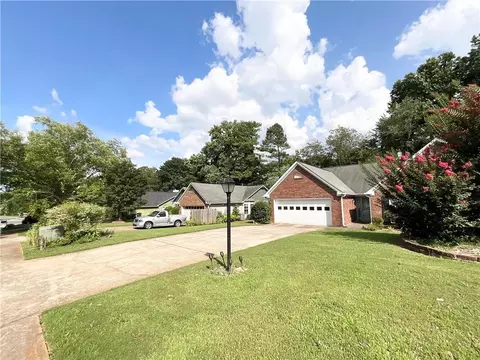 Exterior - 3070 Bugle Dr, Duluth, GA 30096 photo 6 of 22