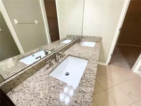 Bath - 3070 Bugle Dr, Duluth, GA 30096 photo 2 of 9