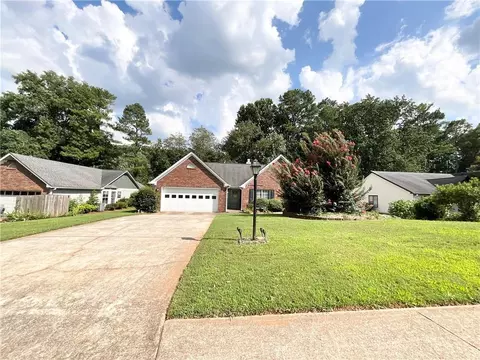 Exterior - 3070 Bugle Dr, Duluth, GA 30096 photo 12 of 22