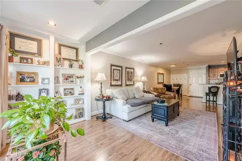 3201 Lenox Rd NE #16, Atlanta, GA 30324