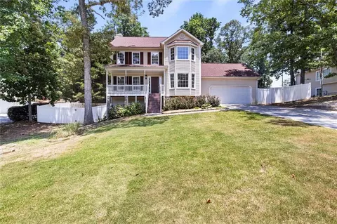 42 Crystal Springs Dr, Douglasville, GA 30134