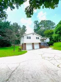 3967 Evelyn Dr, Powder Springs, GA 30127