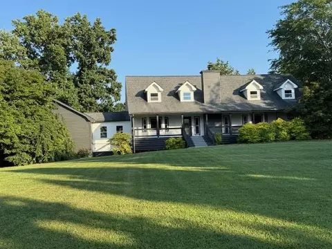 5595 Ranch Dr, Cumming, GA 30041