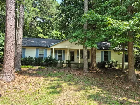 758 S Hileah Ct, Lithonia, GA 30058