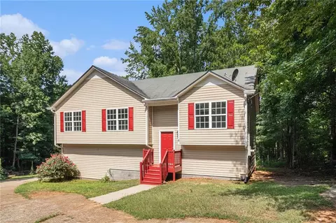 2233 S Van Wert Rd, Villa Rica, GA 30180
