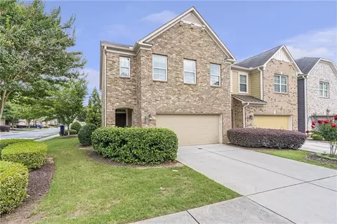 2193 Hillview Dr NE, Atlanta, GA 30329
