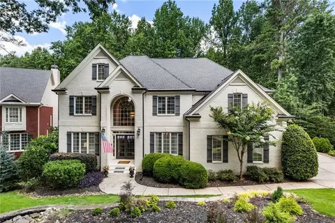 825 Wilde Run Ct, Roswell, GA 30075