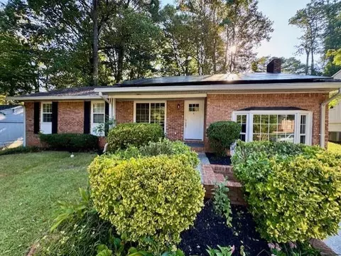 2465 Spring Dr SE, Smyrna, GA 30080