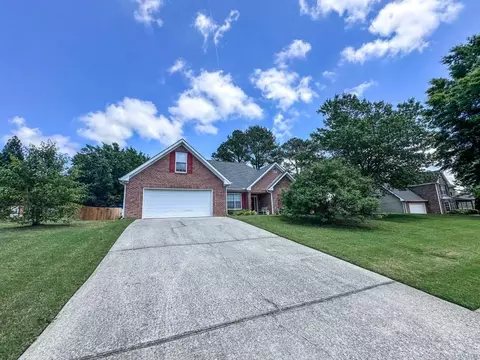 4385 Foxberry Run, Loganville, GA 30052