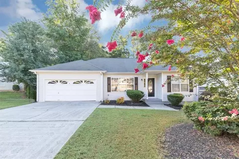 12204 Cypress Ln, Fayetteville, GA 30215