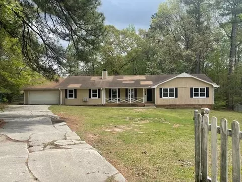 2177 E Chester Cir E, Conyers, GA 30013