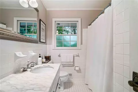Bath - 800 Skyline Dr, Covington, GA 30014 photo 2 of 2