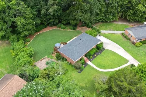 388 Talcott Cir NW, Marietta, GA 30064