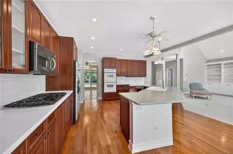 Kitchen - 115 Arabian Ave, Milton, GA 30004 photo 5 of 6