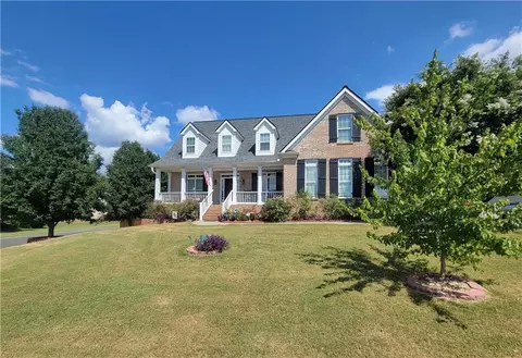 76 Colonial Cir NW, Cartersville, GA 30120