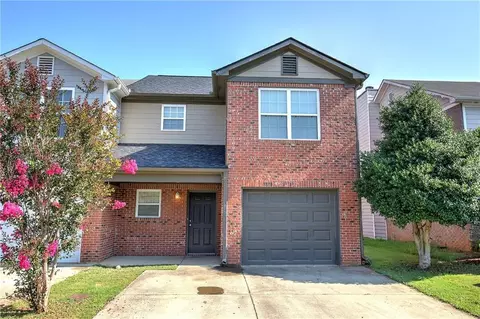 131 Princeton Ave, Adairsville, GA 30103